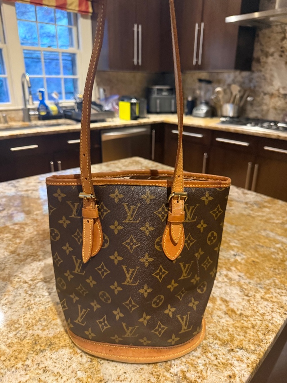 Louis Vuitton LV Petit Bucket Vintage- Brown Bucket Bag